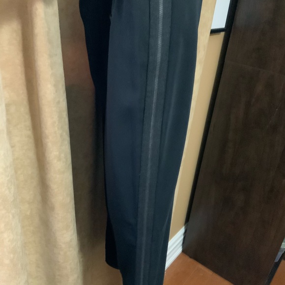 Ladies Pant - Picture 3 of 6